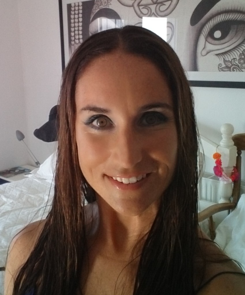 Alexandra Dimitriou selfie