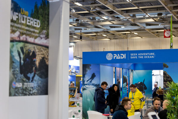the padi booth at salon plongee