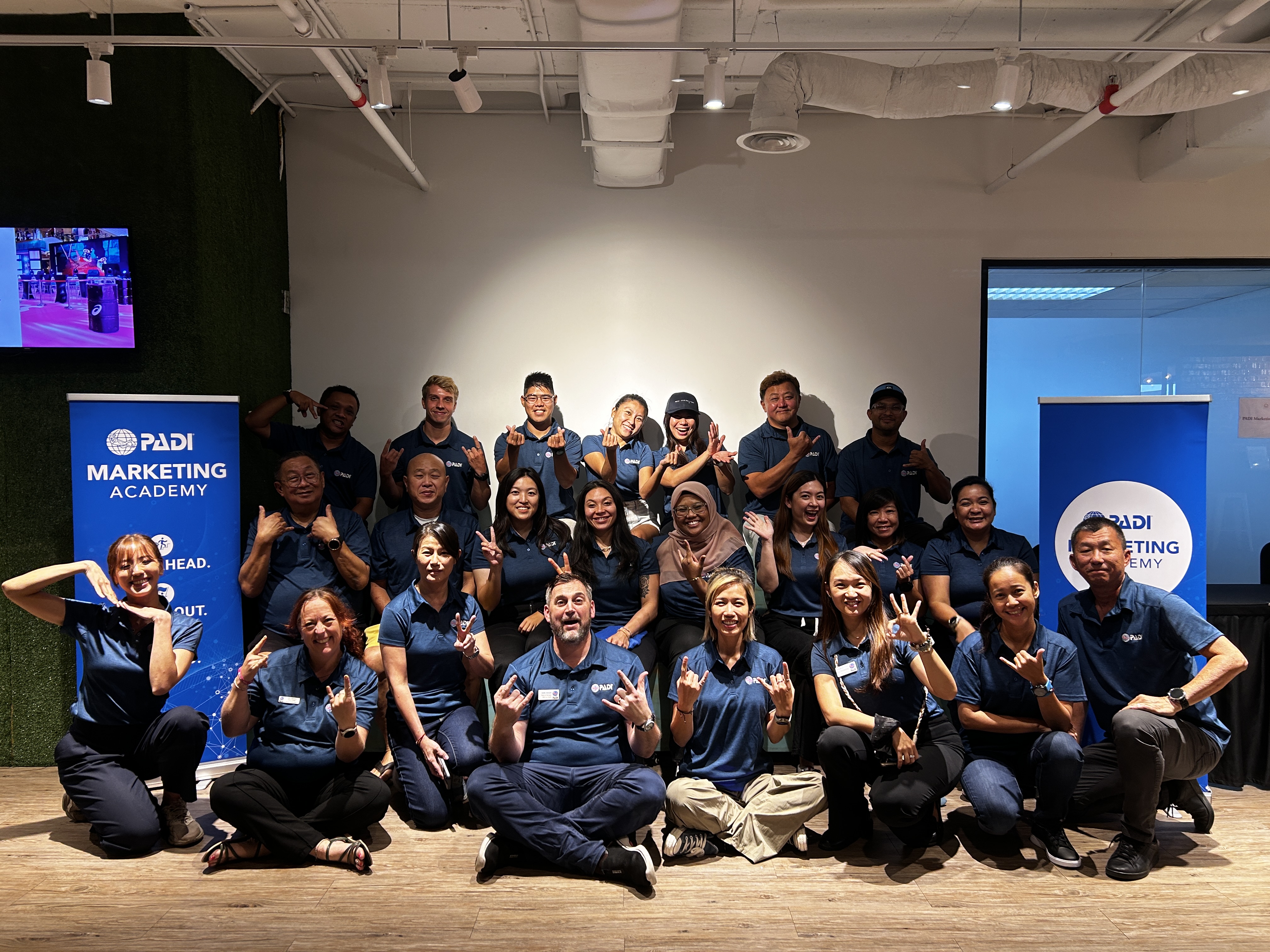 PADI 市场营销学院 AP 学员合影